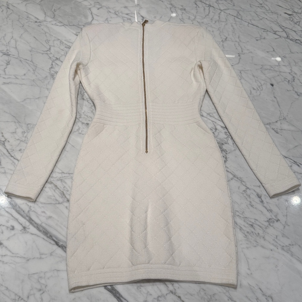 Balmain
Button embellished quilted dress - Picture 13 of 17